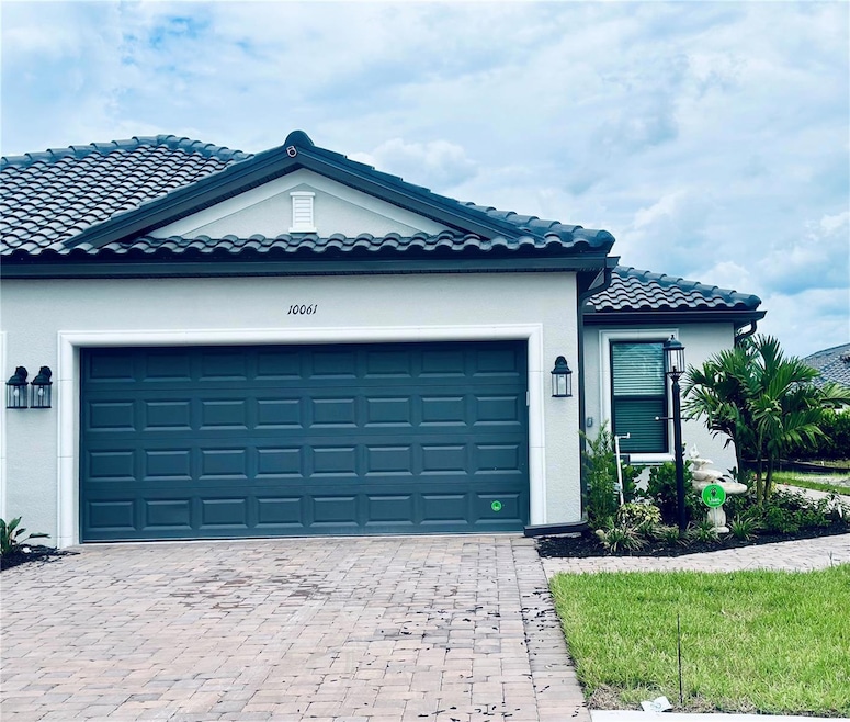 10061 Morning Mist Ln, Sarasota, FL 34241 - photo 1