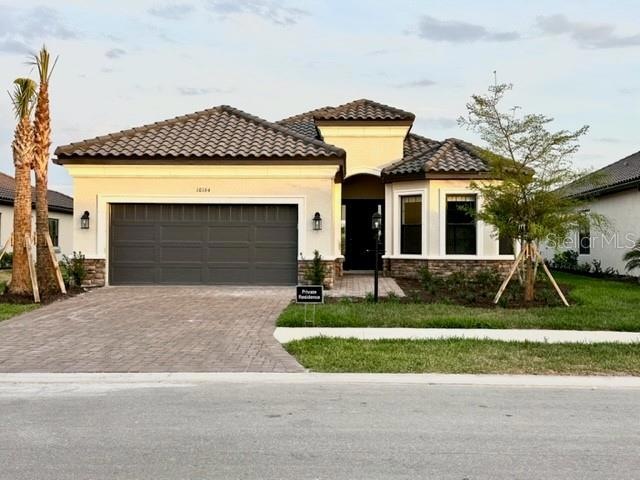 10164 Morning Mist Ln, Sarasota, FL 34241 - photo 1