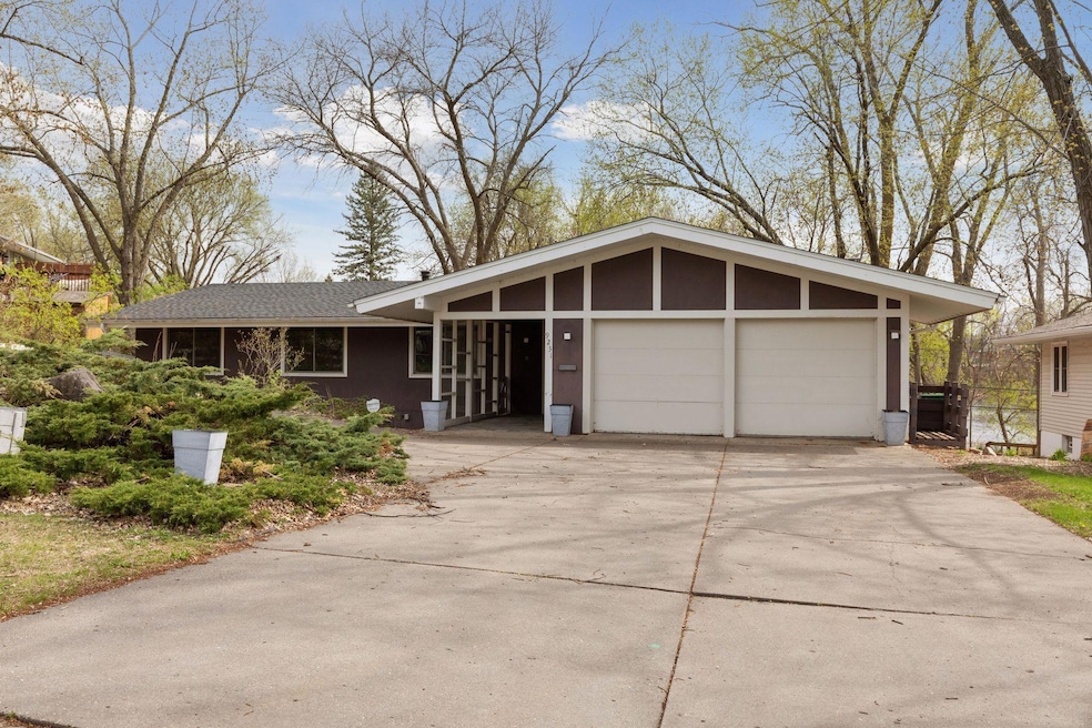 Sold $560,000