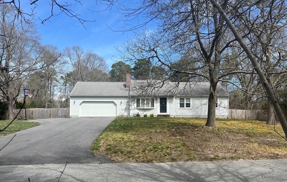 60 Knowlton Ln, Marstons Mills, MA 02648 - photo 1