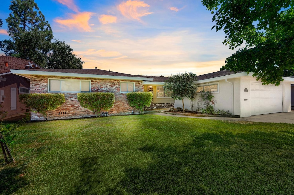 Sold $499,650 • Co-Listing Agent