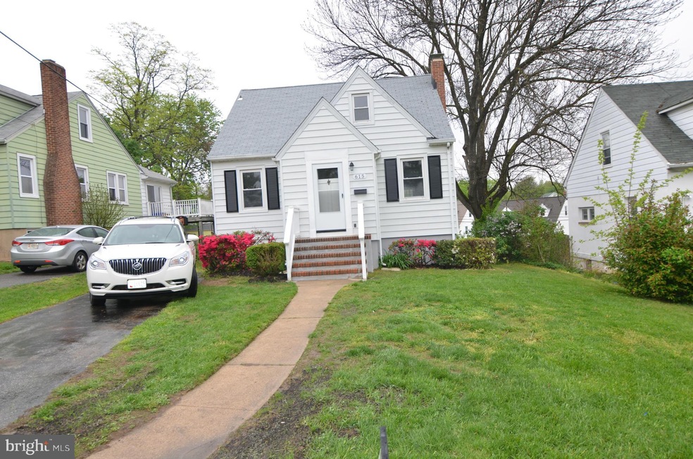 615 Hilltop Rd, Catonsville, MD 21228 - photo 1