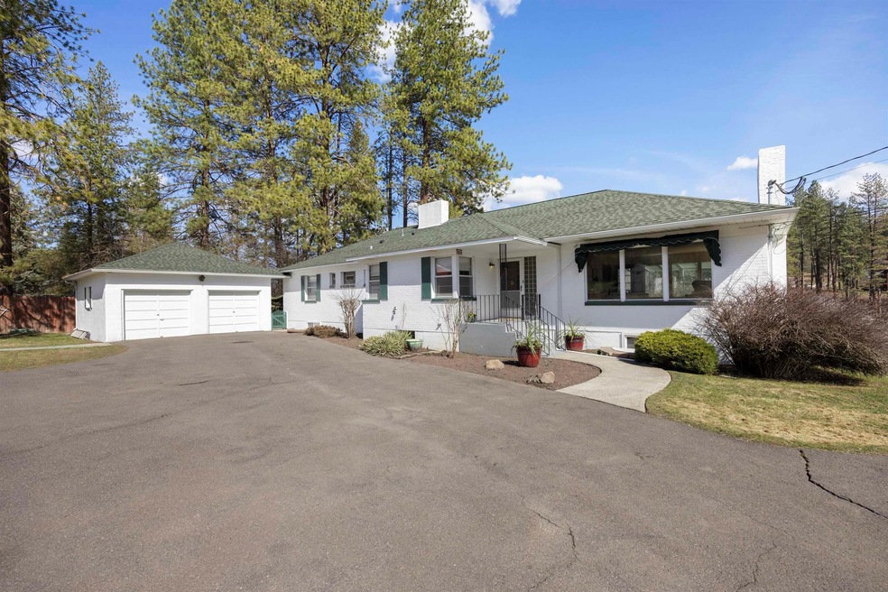 19230 N Little Spokane Dr, Colbert, WA 99005 - photo 1