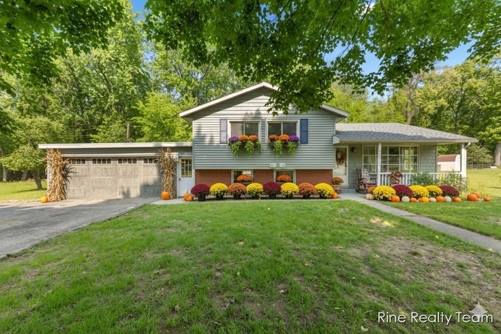 33250 Bernice Ave, Paw Paw, MI 49079 - photo 1