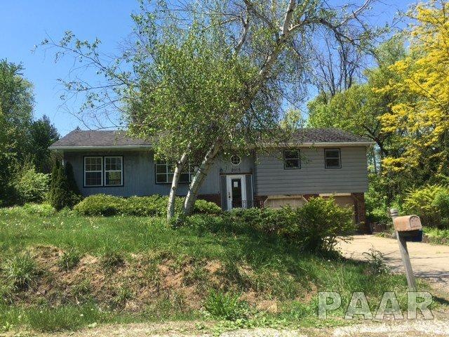 2015 N Hillside Ct, Peoria, IL 61604 - photo 1