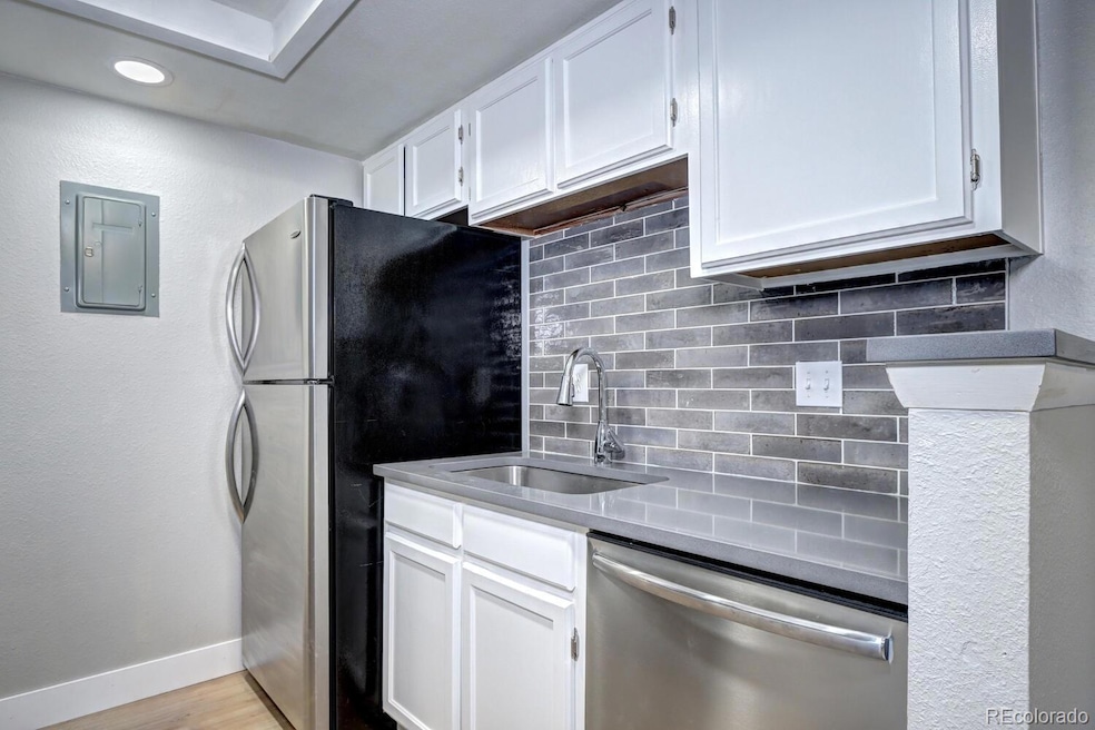 18391 E Kepner Place unit 103, Aurora, CO 80017 - photo 1