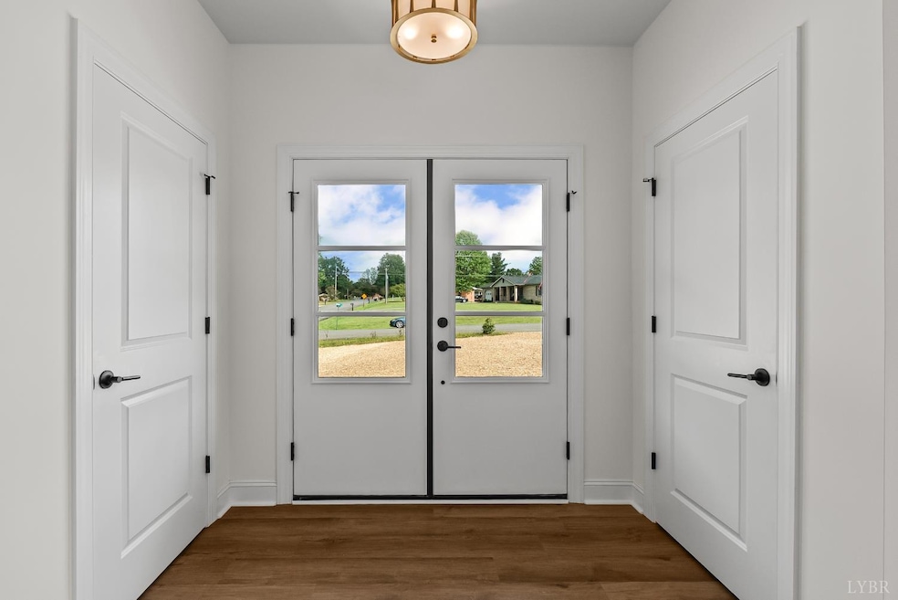 9041 Stonewall Rd, Appomattox, VA 24522 - photo 1