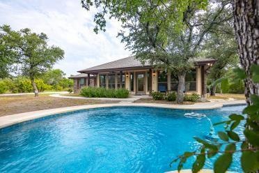 7525 High View Rd, Weatherford, TX 76085 - photo 1