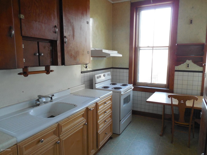 929 Main St, Honesdale, PA 18431 - photo 1