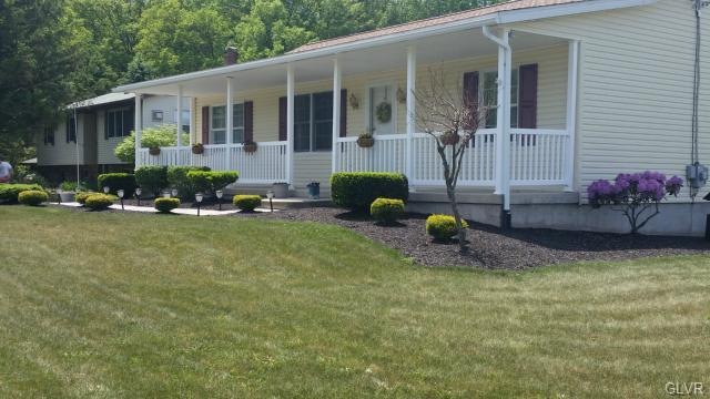 979 Scenic Dr, Kunkletown, PA 18058 - photo 1