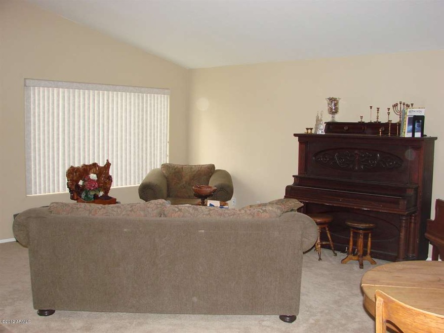 8731 E Posada Ave unit 3, Mesa, AZ 85212 - photo 1