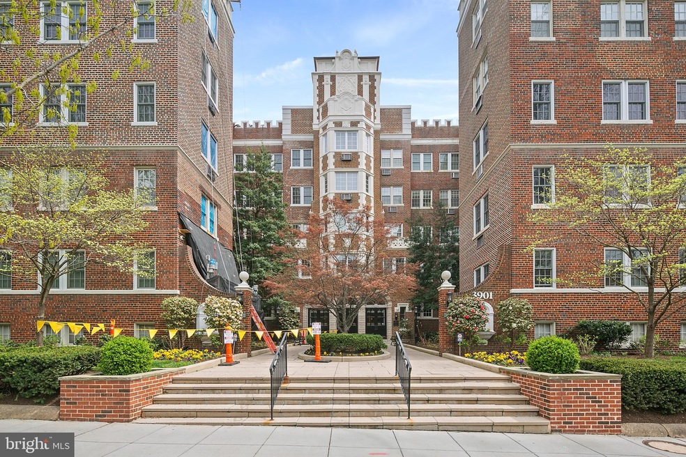 3901 Connecticut Ave NW unit 208, Washington, DC 20008 - photo 1