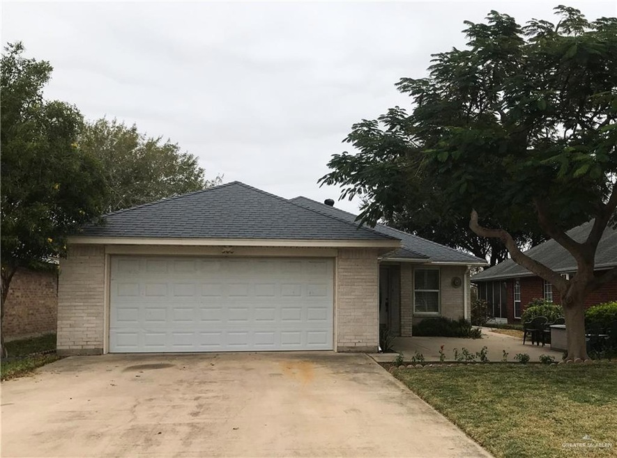 300 Diana Dr, Alamo, TX 78516 - photo 1