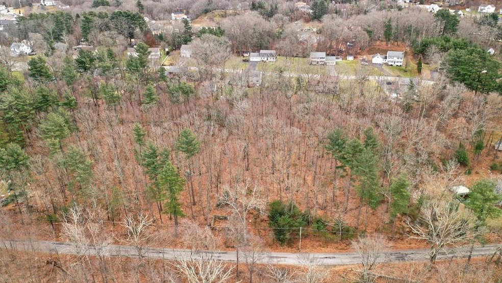 46 Buttonwood Ave, Sutton, MA 01590 - photo 1