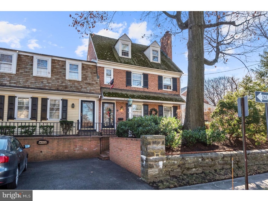 108 E 2nd St unit 1, Moorestown, NJ 08057 - photo 1