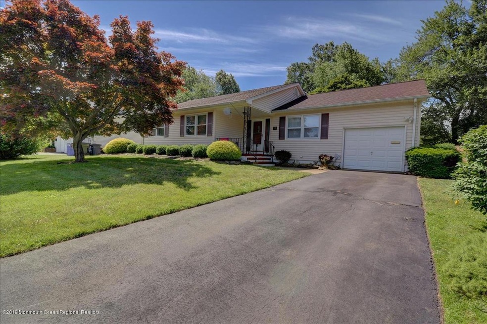 11 Tara Lin Dr, Hazlet, NJ 07730 - photo 1