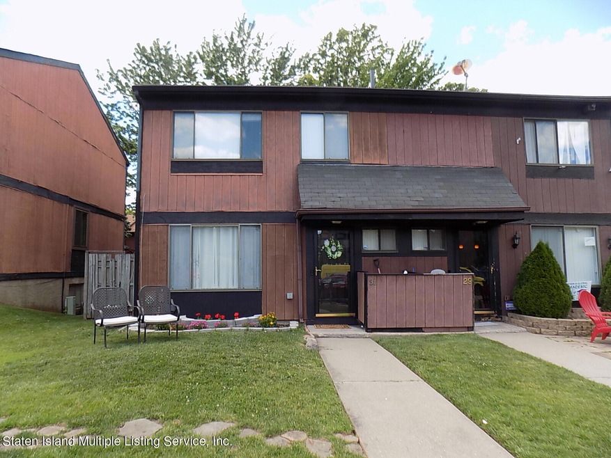 31 Charleston Ave unit 112, Staten Island, NY 10309 - photo 1