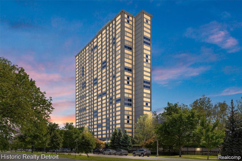1300 E. Lafayette #2502 - Iconic Riverfront Co-Op with Stunning South-Facing Views