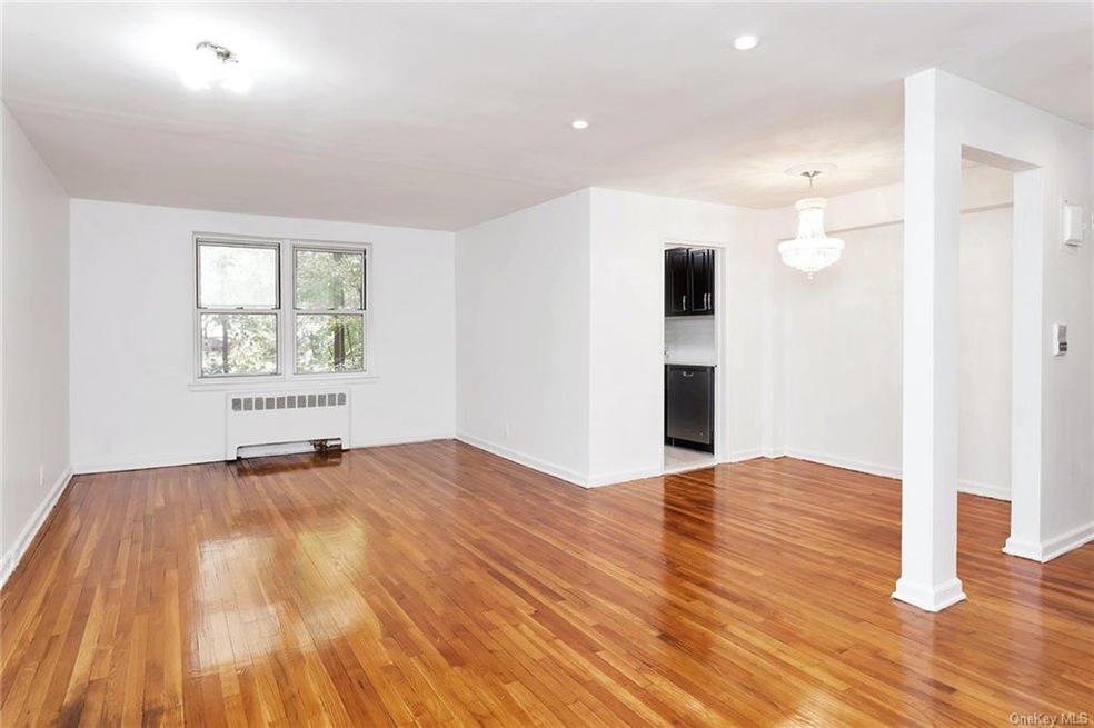 47 Point St unit 2C, Yonkers, NY 10701 - photo 1