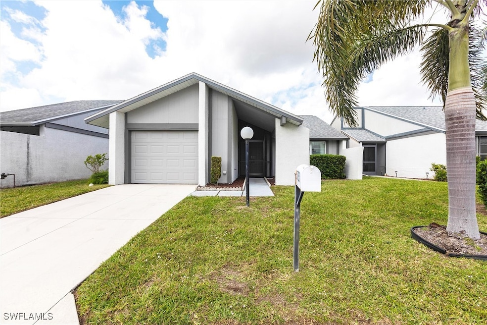 9729 Maplecrest Circle