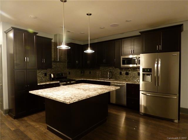 1520 Forest Park Dr unit 4, Statesville, NC 28677 - photo 1