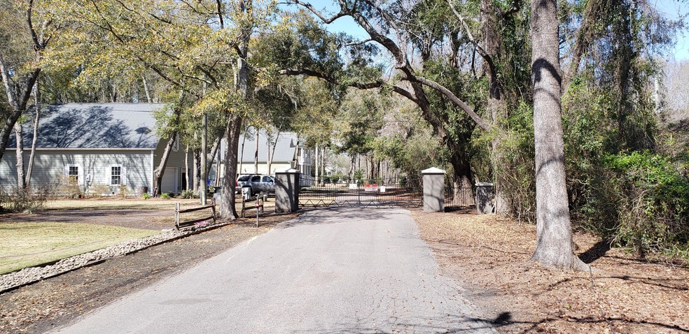 Subdivision Entrance