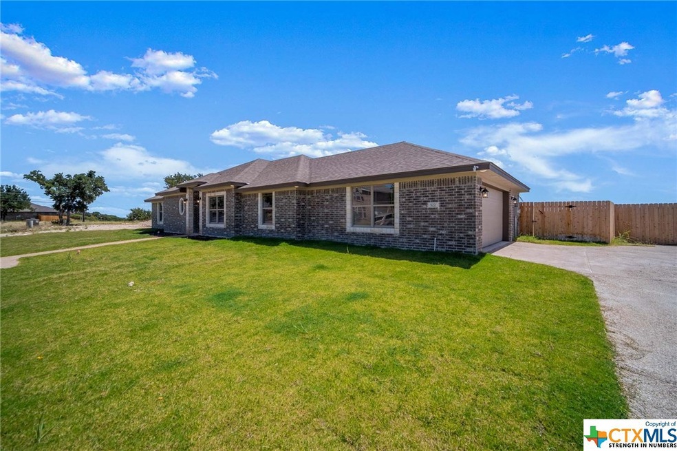 522 Skyline Dr, Copperas Cove, TX 76522 - photo 1
