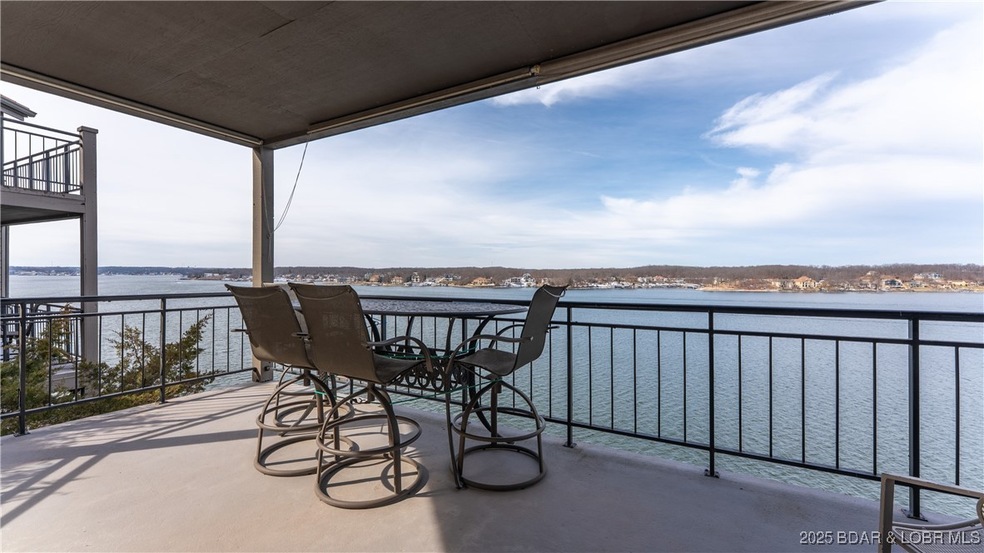 Unobstructed panoramic view for miles