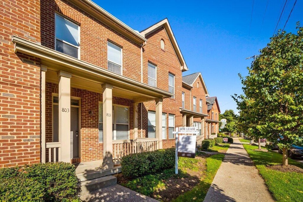 801 South Front Street-4.jpg-SMALL