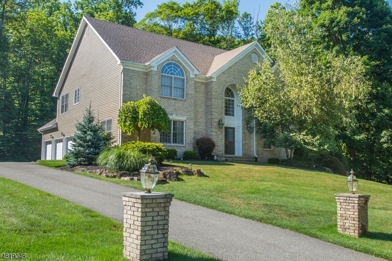 12 Rosewood Ln, Denville, NJ 07834 - photo 1