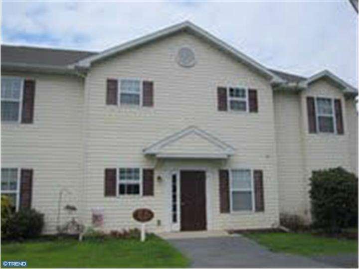 37 Christine Dr unit 5, Reading, PA 19606 - photo 1