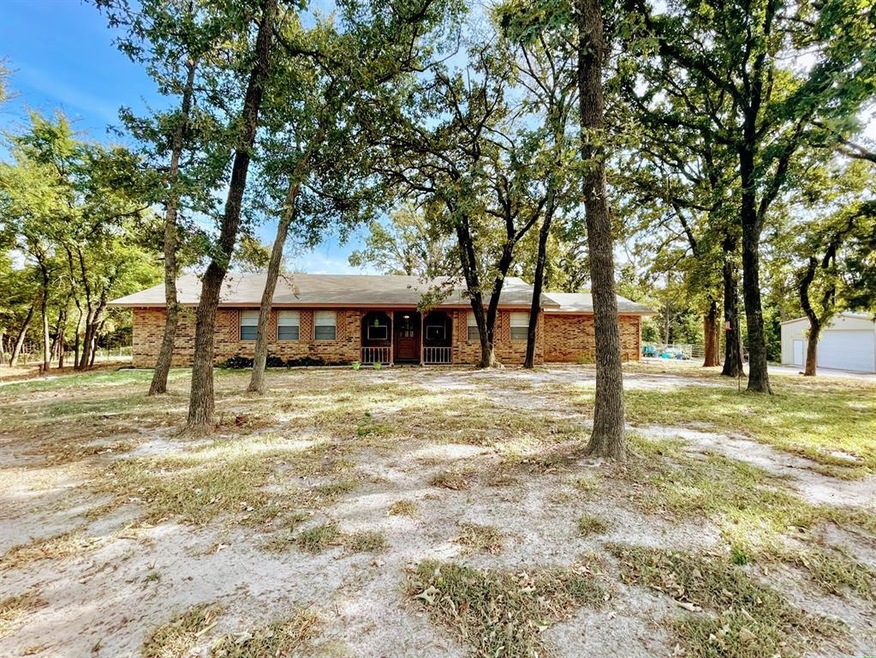 380 Woodbine Estates Rd, Gainesville, TX 76240 - photo 1