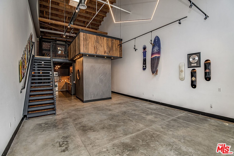 Sold $869,000 • Co-Listing Agent