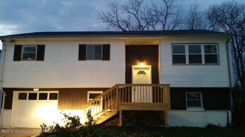 front of house pic (1603 Heck Ave)