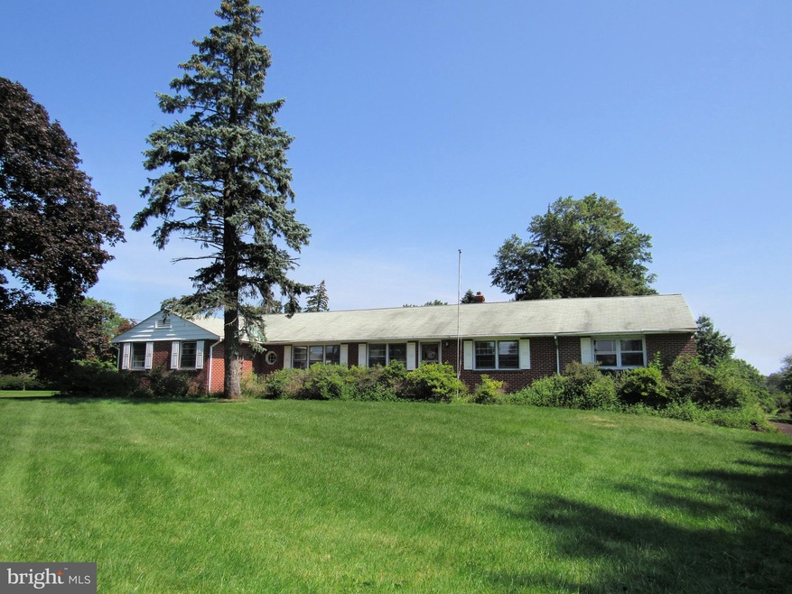 2907 Diamond St, Hatfield, PA 19440 - photo 1