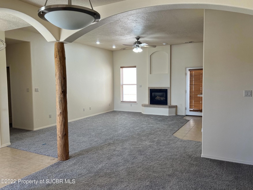 6730 Jemez St, Farmington, NM 87402 - photo 1