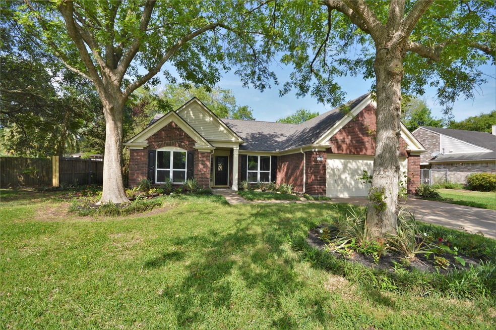 Welcome to 2318 Francis