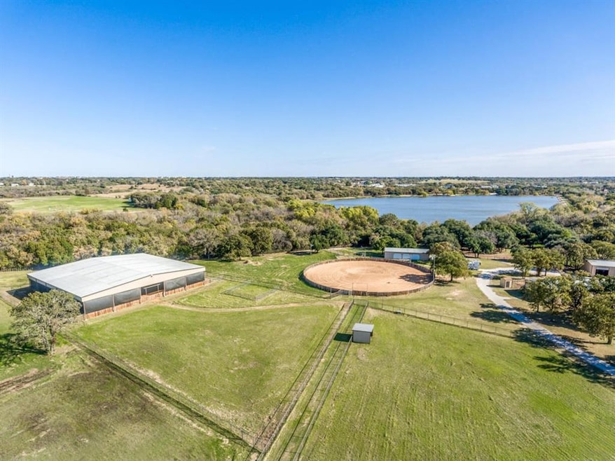 403 Dunn Ln, Weatherford, TX 76088 - photo 1