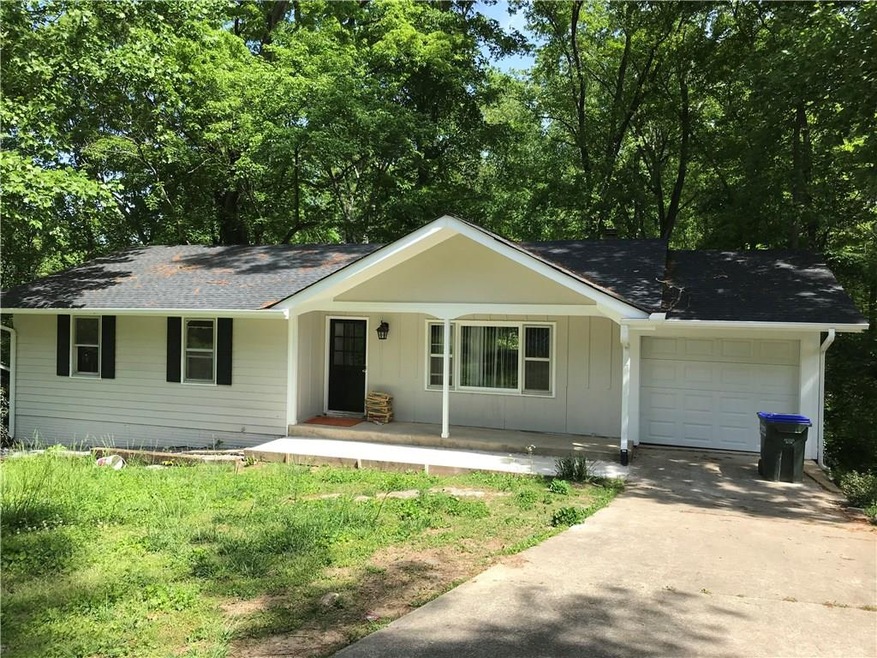 RENOVATED RANCH ON BASEMENT POTENTIAL FOR 1700+ SQ