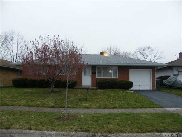 EXTERIOR FRONT OF HOME