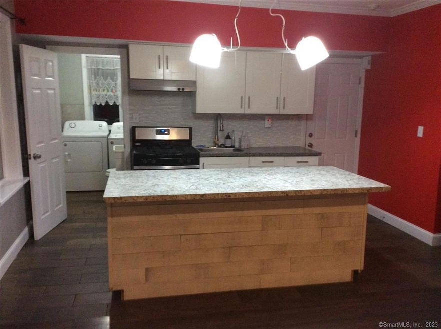 8 Erwin Place unit 3, New Britain, CT 06051 - photo 1