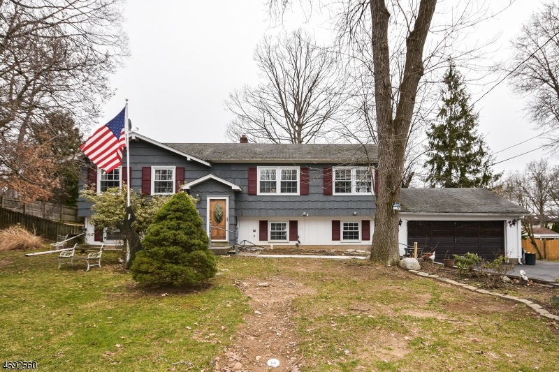 49 Fieldstone Place, Wayne, NJ 07470 - photo 1