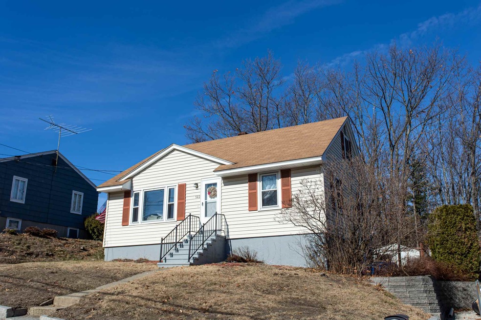 340 Gold St, Manchester, NH 03103 - photo 1