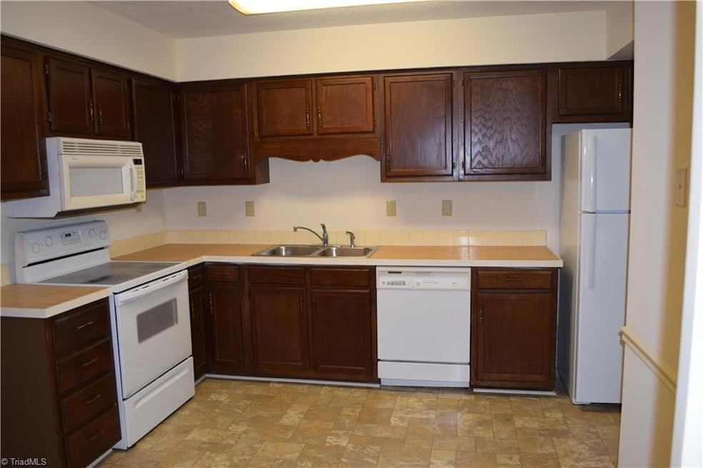 Kitchen, all appliances included!
