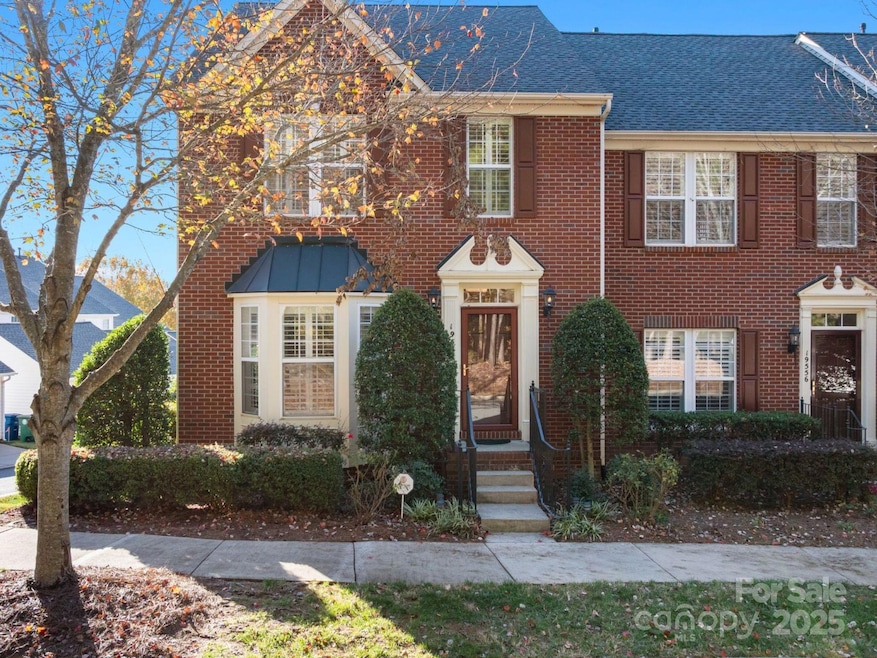 19560 Makayla Ln, Cornelius, NC 28031 - photo 1