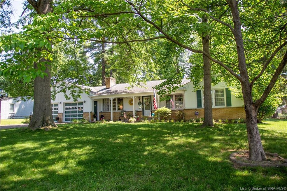 1720 Lynnwood Dr, New Albany, IN 47150 - photo 1