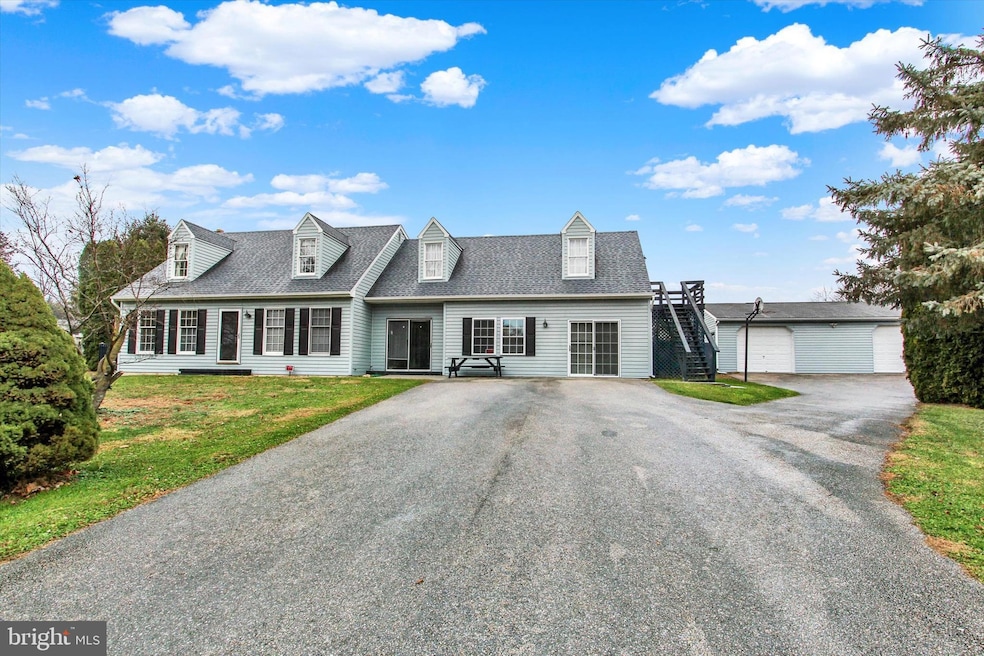 9230 Orchard Rd, Spring Grove, PA 17362 - photo 1