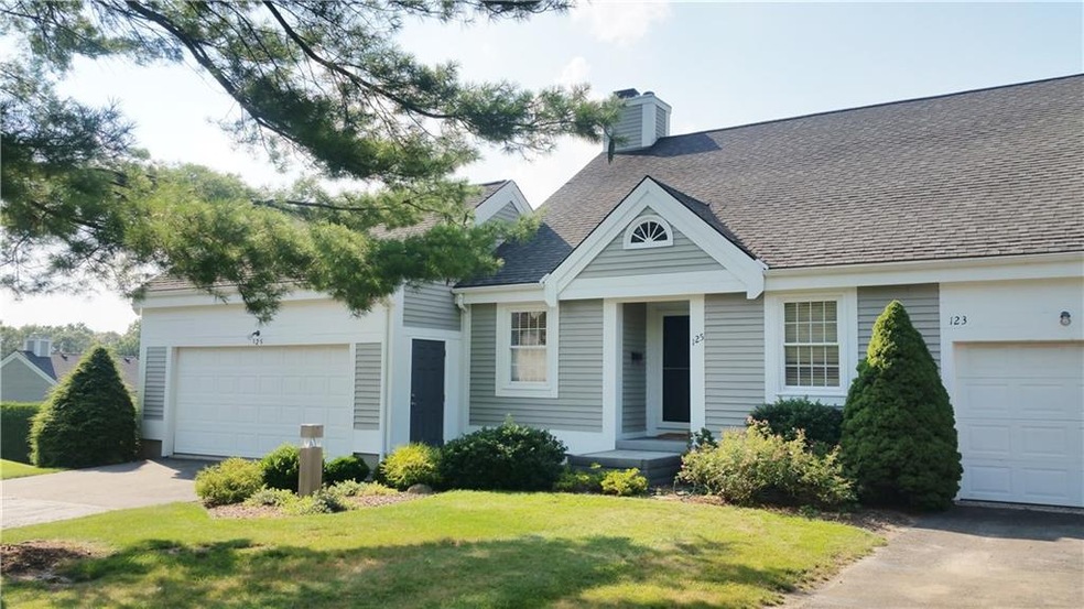 125 Legend Hill Rd unit 125, Madison, CT 06443 - photo 1