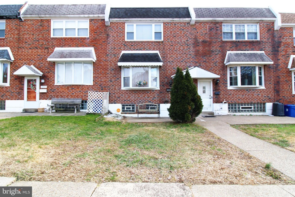 2887 Tremont St, Philadelphia, PA 19136 - photo 1