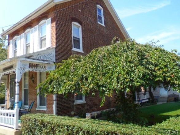 561 Broad St, Emmaus, PA 18049 - photo 1